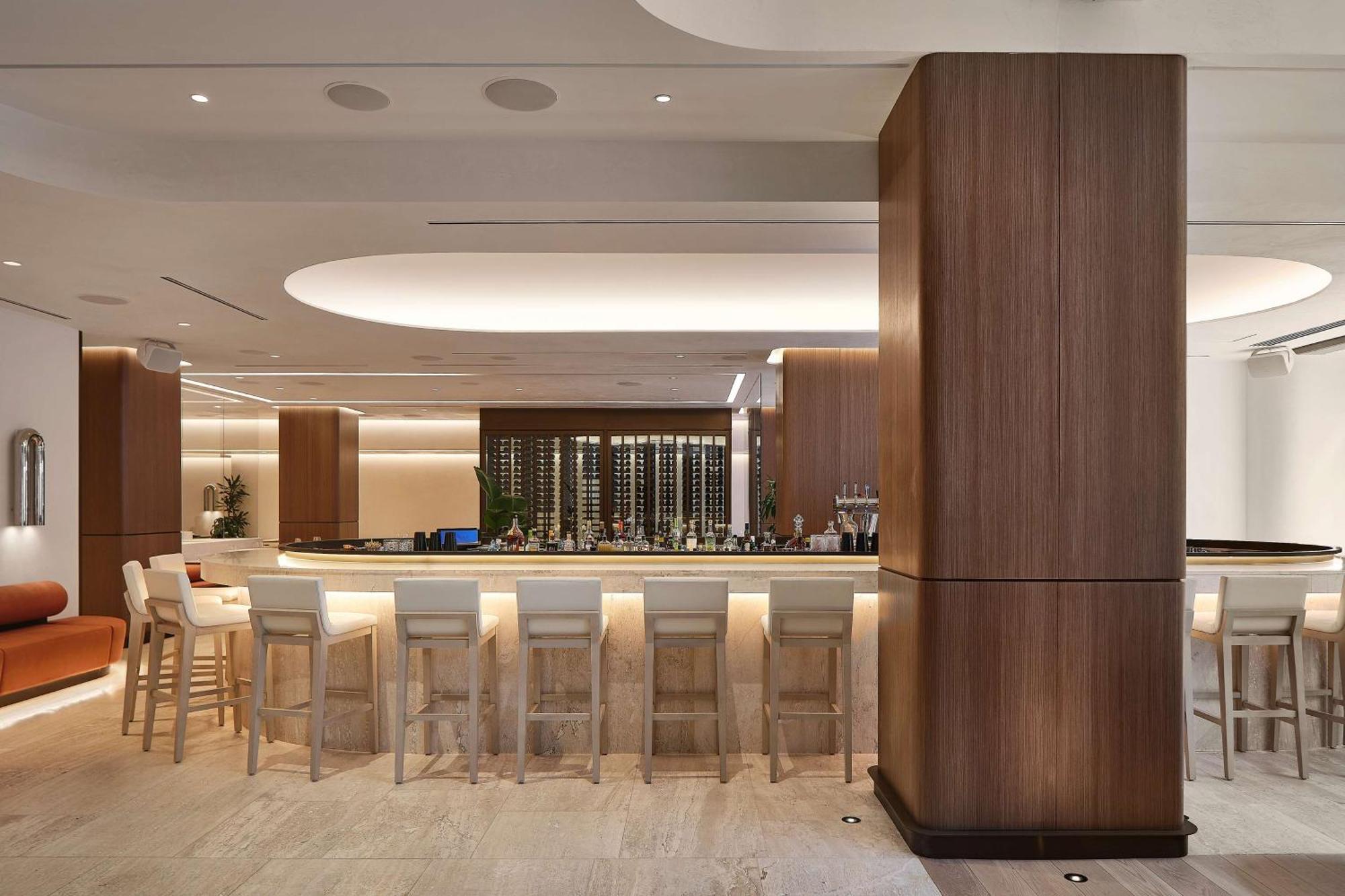 Vogue Hotel Montreal Downtown, Curio Collection By Hilton المظهر الخارجي الصورة